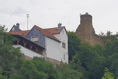 36_05_burg_sommer-scaled
